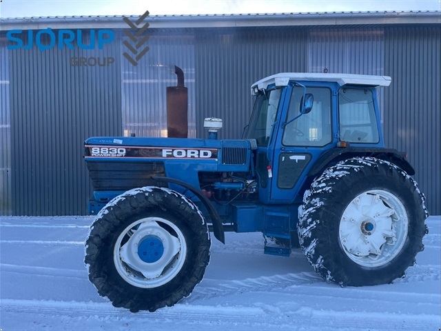 Ford 8830