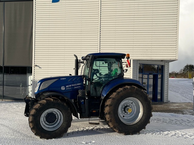 New Holland T7.270AC STAGE V