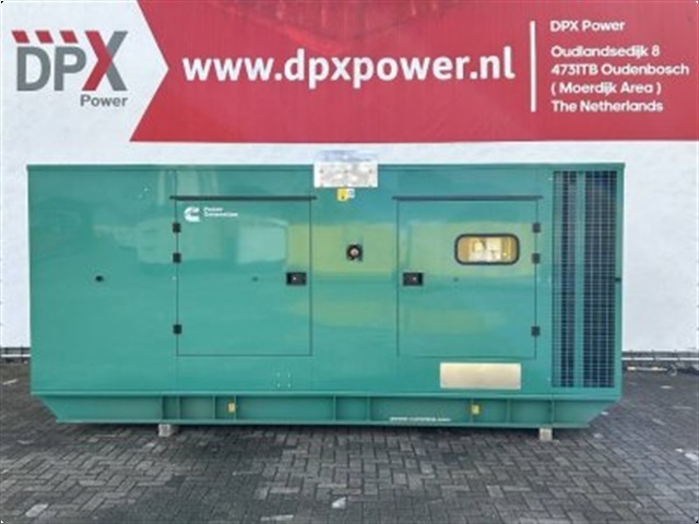 - - - C400D5 - 400 kVA Generator - DPX-18518