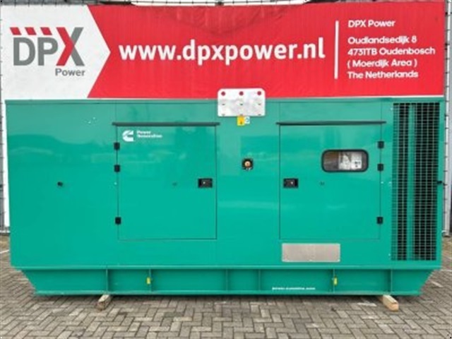 - - - C550D5 - 550 kVA Generator - DPX-18522