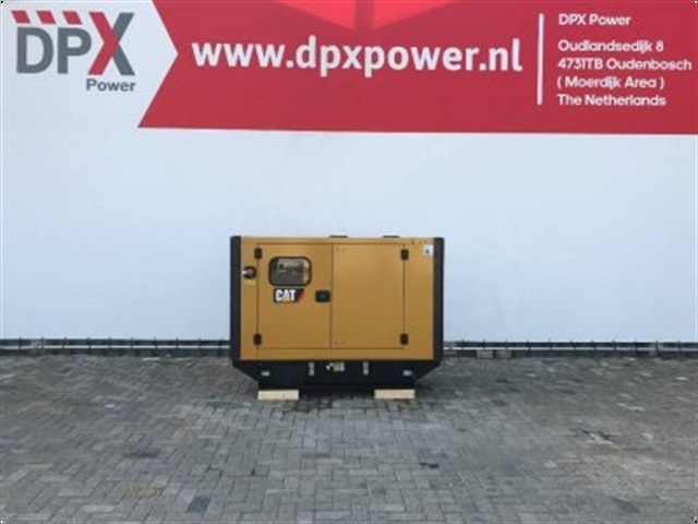 - - - Cat DE33E0 - 33 kVA Generator - DPX-18004
