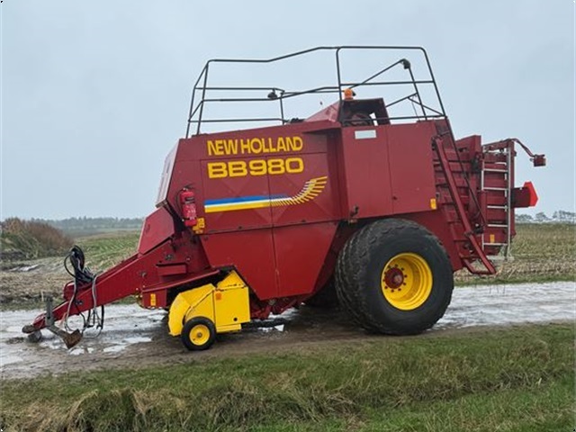 New Holland BB 980