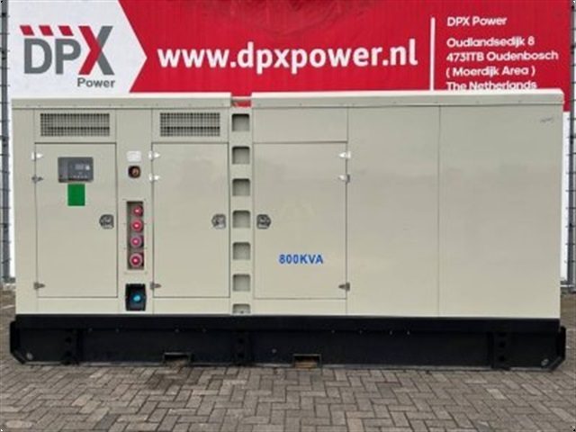 - - - QSK19-G11 - 800 kVA Generator - DPX-19849